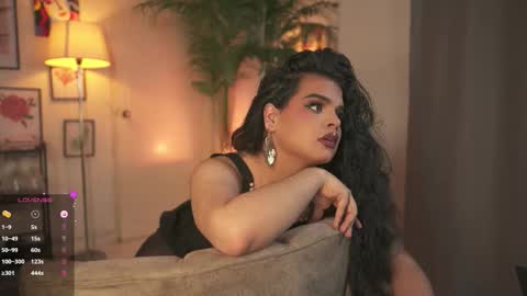 Chloe  online show from February 25, 11:14 pm