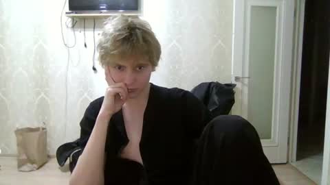 artem228play online show from June 12, 10:52 pm
