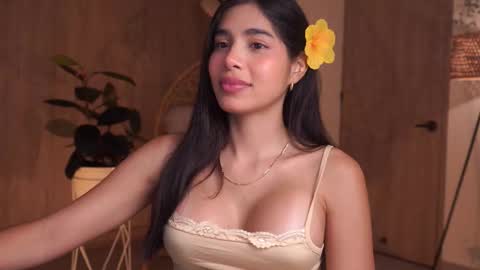 Snapshot of artemia_ chatting on November 5, 2:22 am Amanda online show from November 5, 2:22 am