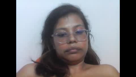 Snapshot of artemis951223 chatting on December 28, 10:23 pm Artemis online show from December 28, 10:23 pm