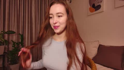 Lina online show from November 2, 10:45 pm