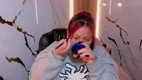 Snapshot of arthemisa_tayy chatting on July 7, 3:53 am Arthemisa online show from July 7, 3:53 am