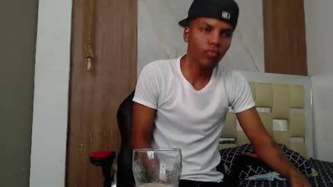 ARTHUR online show from June 23, 10:08 pm