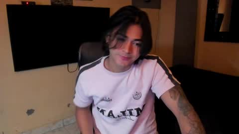 I AM HERE online show from April 17, 2:03 am