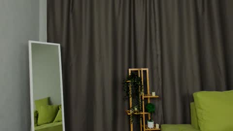 Snapshot of arthurpelto chatting on September 23, 7:39 pm Sara online show from September 23, 7:39 pm