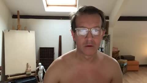 artisterotic online show from September 24, 8:06 am