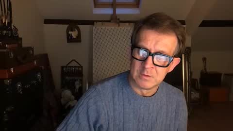 artisterotic online show from February 4, 4:57 pm