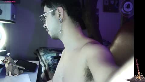 Snapshot of artorias_4 chatting on January 13, 10:24 pm artorias 4 online show from January 13, 10:24 pm