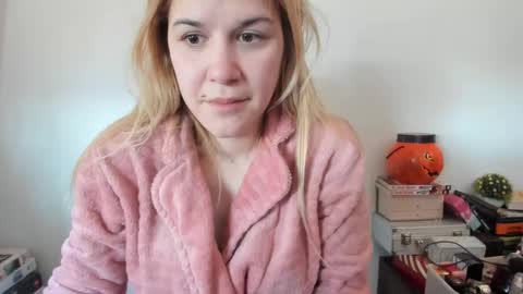 MIA online show from February 5, 10:41 am