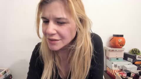 MIA online show from February 8, 7:16 pm