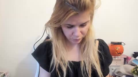 MIA online show from February 27, 3:26 pm