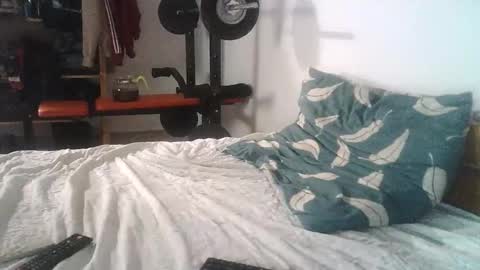 Snapshot of artuditu55 chatting on February 17, 6:47 pm artuditu36 online show from February 17, 6:47 pm