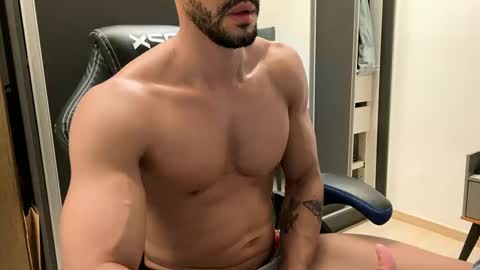 Snapshot of artvillasboas chatting on December 5, 1:58 am Arthur Villasboas online show from December 5, 1:58 am