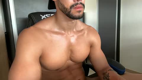 Snapshot of artvillasboas chatting on December 13, 1:22 pm Arthur Villasboas online show from December 13, 1:22 pm