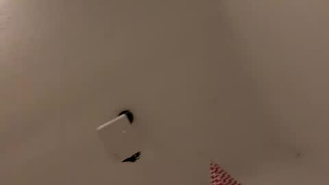 artyparty818 online show from April 12, 7:35 am