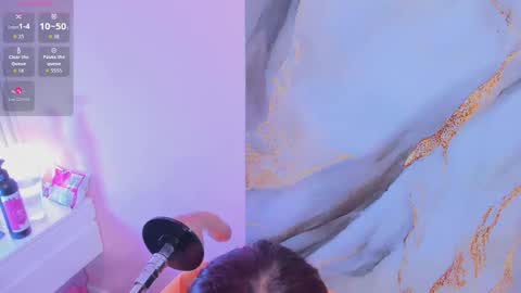 Snapshot of ary__cherry chatting on March 3, 7:42 pm Ary online show from March 3, 7:42 pm