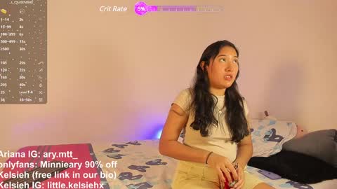 Snapshot of ary_and_kel chatting on December 14, 11:23 pm Ariana and Kelsieh online show from December 14, 11:23 pm