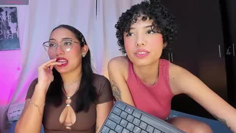 Ariana and Kelsieh online show from March 19, 6:06 am