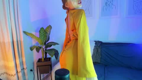 Snapshot of ary_cam230 chatting on February 16, 12:30 am Zahaara online show from February 16, 12:30 am