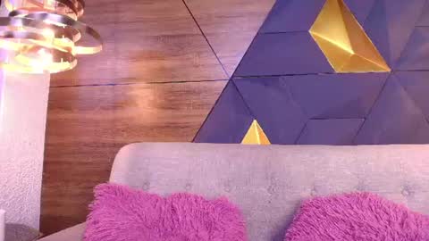 Snapshot of ary_hanna chatting on June 27, 10:53 am sofia online show from June 27, 10:53 am