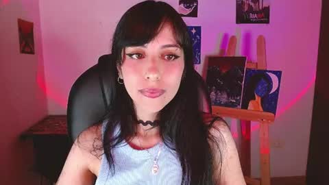   Independent Model online show from June 9, 8:09 pm
