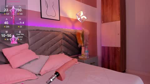 ARY THOMPSON online show from January 18, 10:39 pm