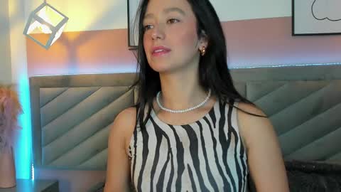 ARY THOMPSON online show from April 2, 1:42 pm