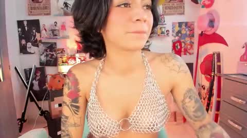 Snapshot of arya_rous chatting on February 19, 7:10 pm AryaRous online show from February 19, 7:10 pm