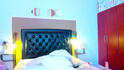 Snapshot of arya_tsuki chatting on January 26, 8:56 pm ary online show from January 26, 8:56 pm