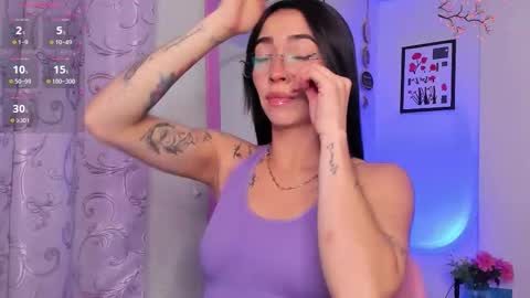 Snapshot of aryane_art_ chatting on February 1, 12:42 am carol online show from February 1, 12:42 am