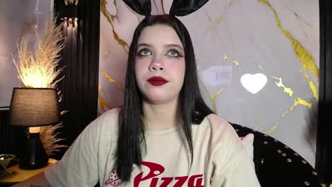 Ary  online show from April 5, 7:00 pm