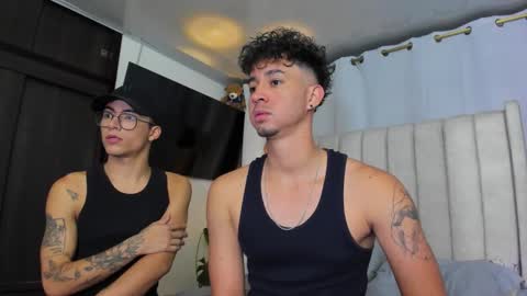 Snapshot of arzt_andy chatting on March 1, 6:15 am andy online show from March 1, 6:15 am