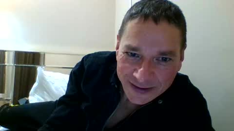 Snapshot of as660660 chatting on November 23, 11:15 pm as660660 online show from November 23, 11:15 pm