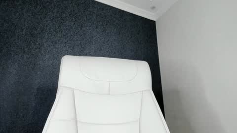 Snapshot of asami_san chatting on January 19, 10:39 am Asami online show from January 19, 10:39 am