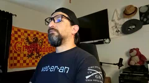 devilPup75 online show from January 8, 4:42 pm