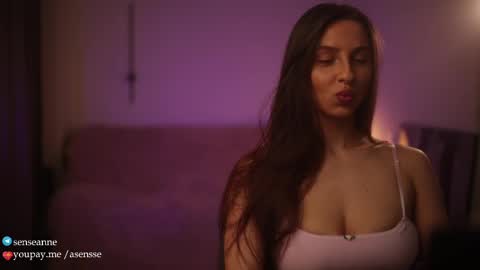 Call me Ann online show from April 25, 7:22 pm