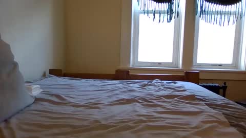 asfjkl online show from February 15, 7:10 pm