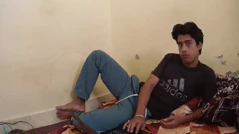 Snapshot of ash2730 chatting on October 13, 5:18 am ash2730 online show from October 13, 5:18 am