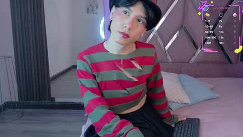 Snapshot of ash_femboy chatting on October 27, 9:52 pm Ash Femboy online show from October 27, 9:52 pm