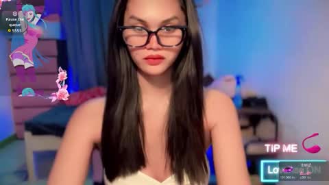 Snapshot of ash_sexdoll chatting on May 23, 11:09 pm ASH online show from May 23, 11:09 pm