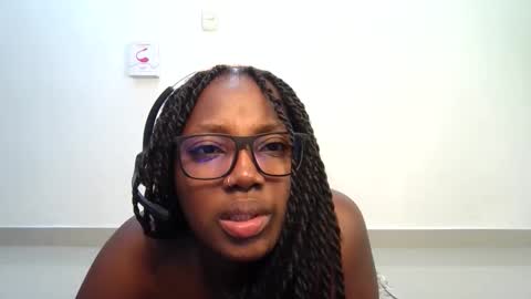 Snapshot of ashaichious chatting on June 8, 1:28 am Ebonie Rose online show from June 8, 1:28 am