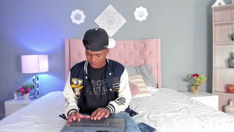 Snapshot of ashanty_malcom chatting on February 23, 5:39 pm ashanty_malcom online show from February 23, 5:39 pm