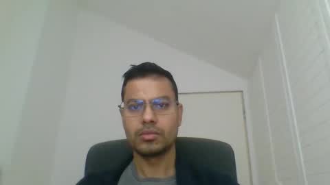 Snapshot of asharma1984xyz chatting on February 17, 8:22 am asharma1984xyz online show from February 17, 8:22 am