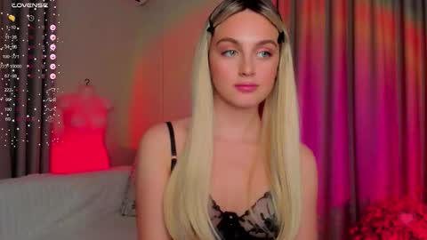 your pretty Ashley online show from September 12, 8:31 pm