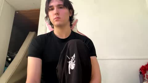 Snapshot of ashbuyersss chatting on February 5, 5:20 pm ashbuyersss online show from February 5, 5:20 pm