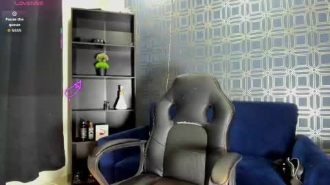   Asher  online show from May 16, 7:34 pm