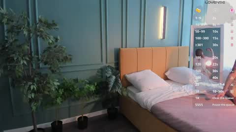 Ash online show from April 17, 12:08 pm