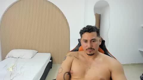 ashlan_king online show from May 16, 3:36 am