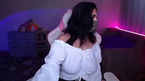   Yasmina   online show from March 11, 4:10 am