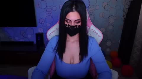   Yasmina   online show from April 11, 5:12 am